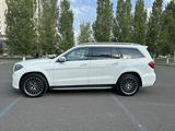 Mercedes-Benz GLS 400 2018 года за 35 000 000 тг. в Астана – фото 2