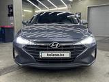 Hyundai Elantra 2020 года за 9 300 000 тг. в Астана – фото 2