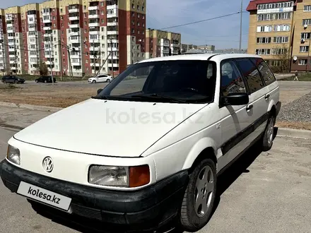 Volkswagen Passat 1993 годаүшін1 360 000 тг. в Караганда – фото 3