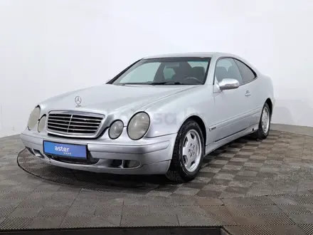 Mercedes-Benz CLK 200 2001 года за 1 790 000 тг. в Астана