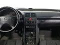Mercedes-Benz CLK 200 2001 года за 1 790 000 тг. в Астана – фото 14