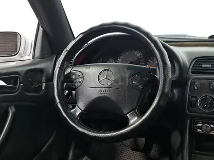 Mercedes-Benz CLK 200 2001 года за 1 790 000 тг. в Астана – фото 17
