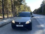 Renault Sandero 2013 годаүшін3 200 000 тг. в Астана – фото 2