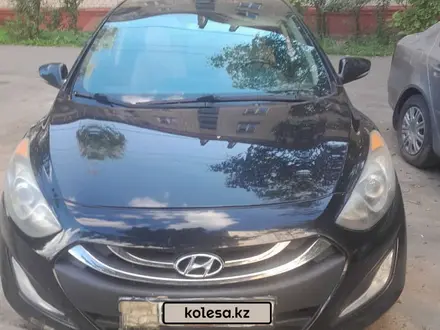 Hyundai Elantra 2014 года за 4 000 000 тг. в Актобе – фото 2