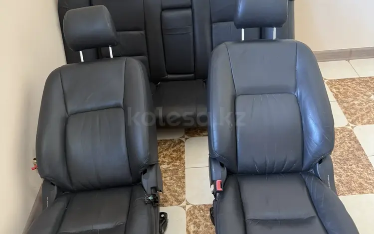 Сиденья за 400 000 тг. в Шымкент