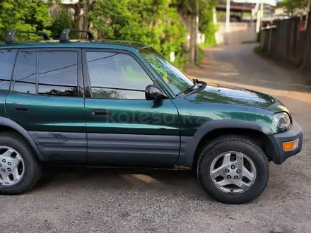 Toyota RAV4 1998 года за 3 700 000 тг. в Алматы