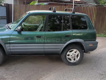 Toyota RAV4 1998 года за 3 700 000 тг. в Алматы – фото 5
