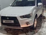 Mitsubishi Outlander 2012 года за 7 000 000 тг. в Актау – фото 2