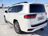 Toyota Land Cruiser 2023 года за 61 000 000 тг. в Астана – фото 2