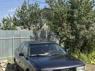 Audi 80