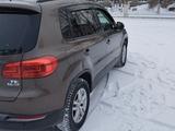 Volkswagen Tiguan 2015 годаfor7 300 000 тг. в Экибастуз – фото 5