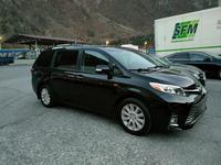 Toyota Sienna 2016 годаfor16 000 000 тг. в Астана