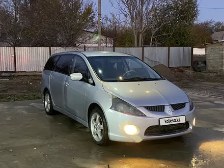 Mitsubishi Grandis 2004 года за 4 000 000 тг. в Шымкент – фото 2