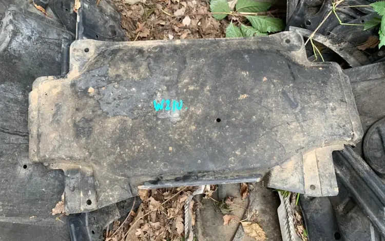 Защита двигателя Mercedes w210 за 7 000 тг. в Алматы