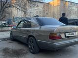Mercedes-Benz E 230 1991 года за 1 550 000 тг. в Алматы – фото 3