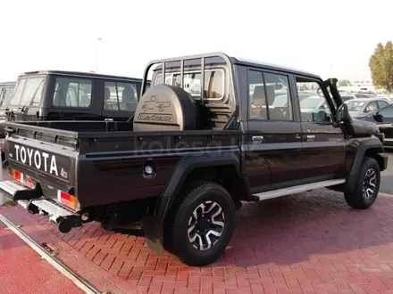 Toyota Land Cruiser 2024 года за 39 500 000 тг. в Караганда – фото 2