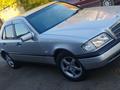 Mercedes-Benz C 180 1997 годаfor3 500 000 тг. в Караганда – фото 3