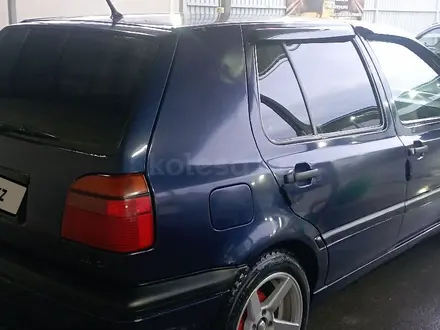 Volkswagen Golf 1994 года за 1 250 000 тг. в Шымкент