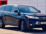 Toyota Highlander 2017 года за 15 600 000 тг. в Костанай – фото 4