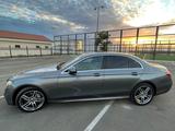 Mercedes-Benz E 220 2019 года за 19 000 000 тг. в Актау – фото 2