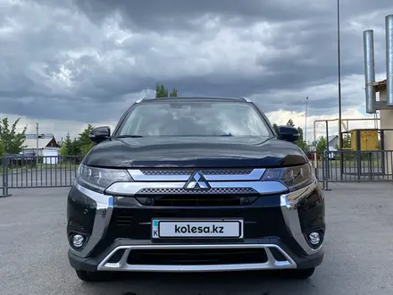 Mitsubishi Outlander 2018 года за 12 500 000 тг. в Астана