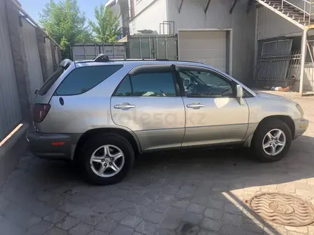 Lexus RX 300 1999 года за 5 800 000 тг. в Алматы