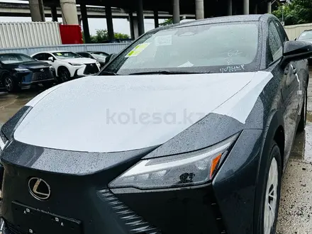 Lexus RZ 2023 года за 26 000 000 тг. в Алматы – фото 4