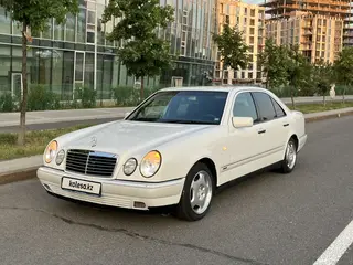 Mercedes-Benz E 280
