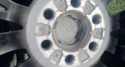 R 20 оригинал новые диски с новой резиной за 1 100 000 тг. в Алматы – фото 5