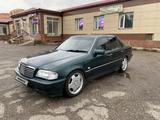 Mercedes-Benz C 280 1997 года за 2 200 000 тг. в Караганда