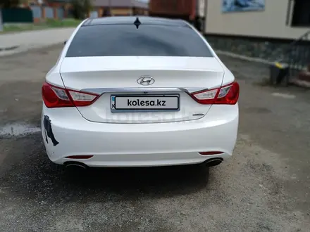 Hyundai Sonata 2011 года за 4 800 000 тг. в Актобе – фото 6