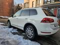 Volkswagen Touareg 2011 года за 12 000 000 тг. в Алматы