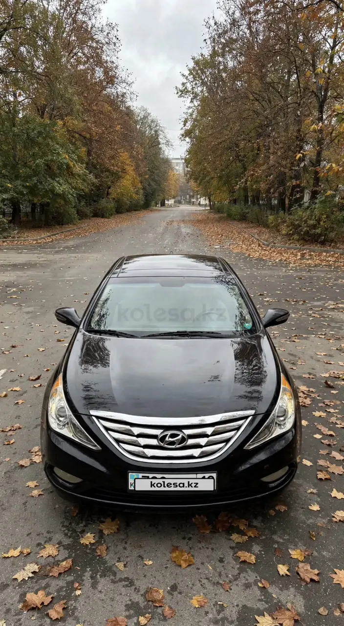 Hyundai Sonata, 2011