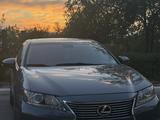 Lexus ES 300h 2013 годаүшін8 000 000 тг. в Актау – фото 3
