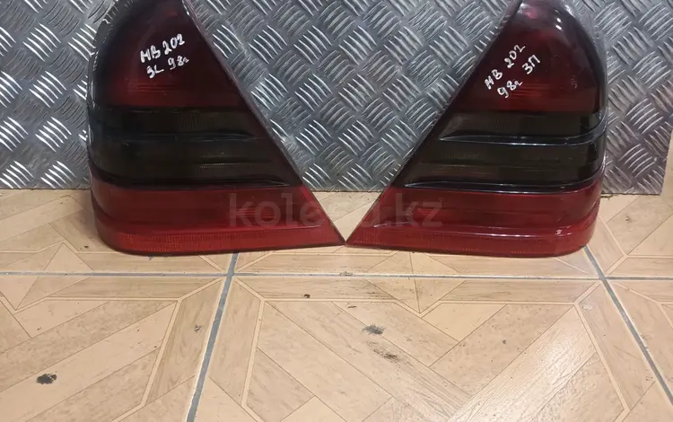 Задний Фонар на Mercedes w 202 за 25 555 тг. в Шымкент