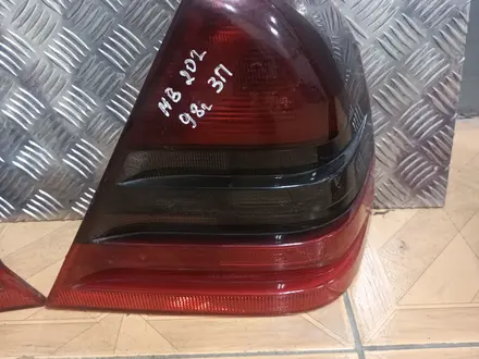Задний Фонар на Mercedes w 202 за 25 555 тг. в Шымкент – фото 3