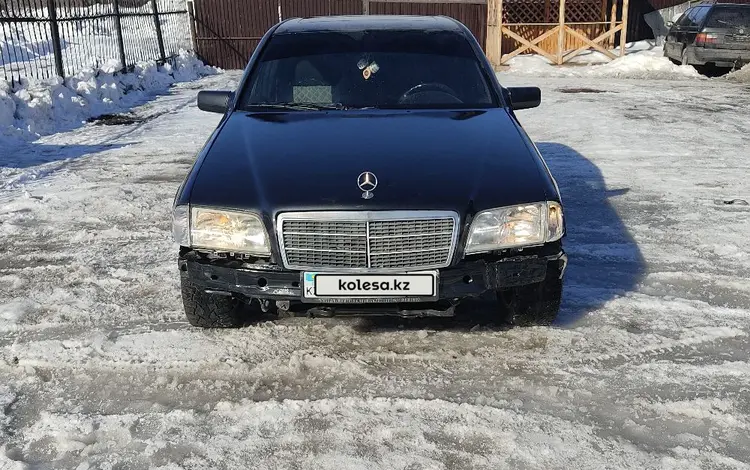 Mercedes-Benz C 180 1995 года за 1 650 000 тг. в Щучинск