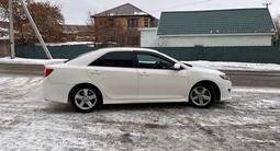 Toyota Camry 2013 года за 6 500 000 тг. в Актобе – фото 2