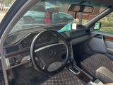 Mercedes-Benz E 220 1994 годаfor2 800 000 тг. в Туркестан