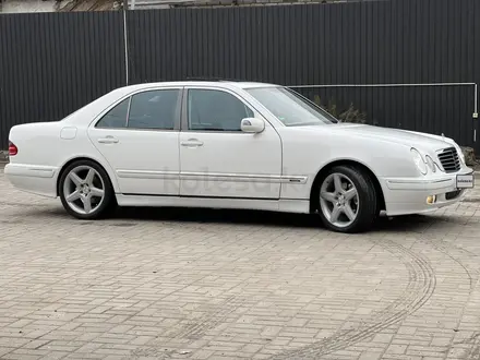 Mercedes-Benz E 320 2000 года за 7 800 000 тг. в Алматы – фото 3