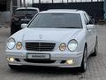 Mercedes-Benz E 320 2000 года за 7 800 000 тг. в Алматы – фото 4