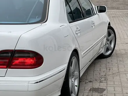 Mercedes-Benz E 320 2000 года за 7 800 000 тг. в Алматы – фото 7