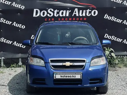 Chevrolet Aveo 2013 года за 3 500 000 тг. в Павлодар – фото 2