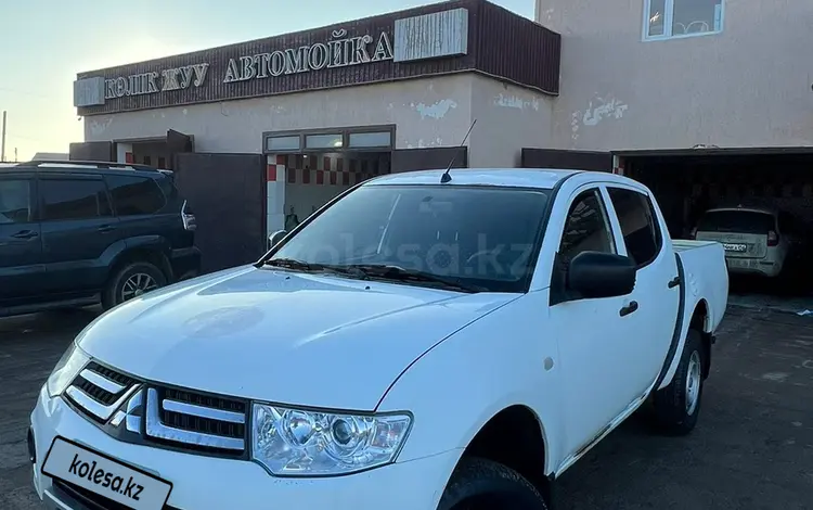 Mitsubishi L200 2014 годаfor5 500 000 тг. в Атырау