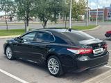 Toyota Camry 2019 годаүшін12 650 000 тг. в Астана – фото 4