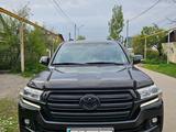 Toyota Land Cruiser 2018 годаүшін37 500 000 тг. в Алматы