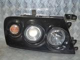 Передние фары на MITSUBISHI PAJERO III 2003 годаүшін2 990 тг. в Шымкент