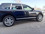 Porsche Cayenne 2005 года за 6 300 000 тг. в Караганда – фото 2