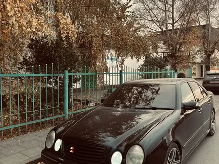 Mercedes-Benz E 280 2000 года за 4 659 314 тг. в Астана – фото 3