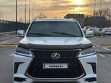 Lexus LX 570 2018 года за 54 500 000 тг. в Астана – фото 4